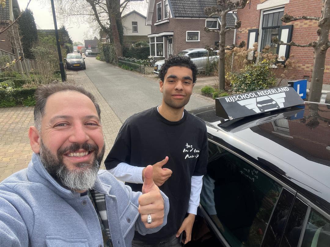 Geslaagd uit Apeldoorn e.o. geslaagd bij RijschoolNed