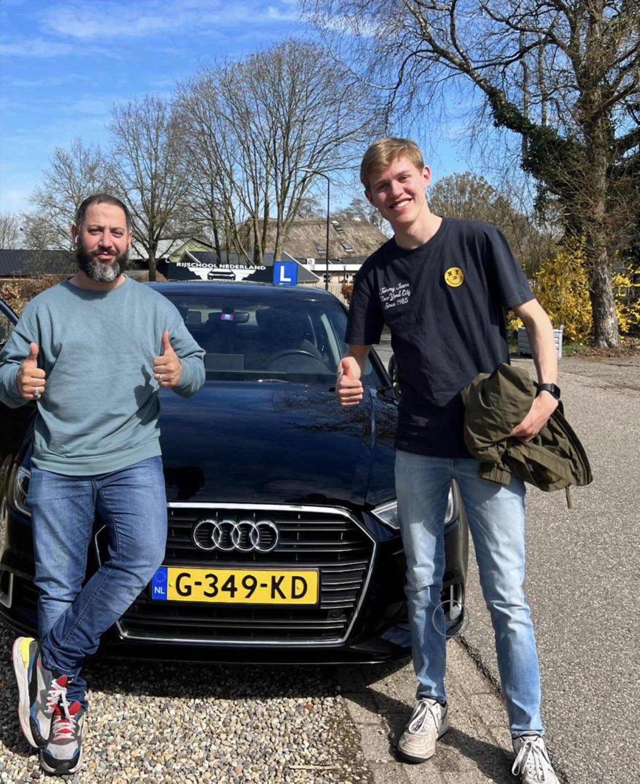 Geslaagd uit Apeldoorn e.o. geslaagd bij RijschoolNed